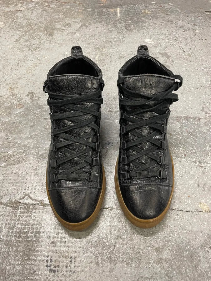 Balenciaga Arena Blistered Black Leather Gum Sole Shoes guEmpnD 1