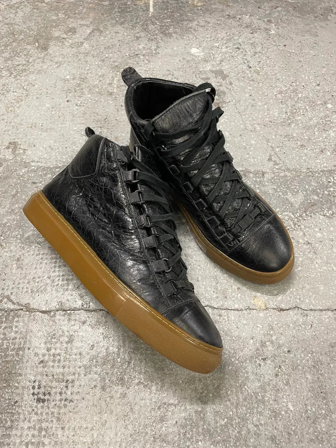 Balenciaga Arena Blistered Black Leather Gum Sole Shoes guEmpnD 4