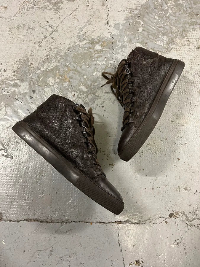 Balenciaga Arena Brown Grained Leather High Sneakers XkmoIBO 4