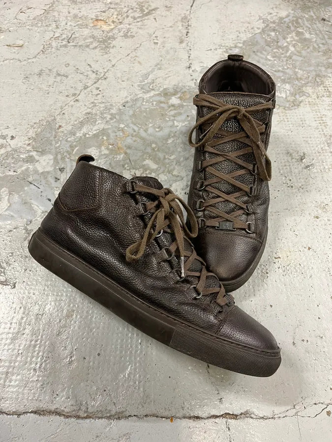 Balenciaga Arena Brown Grained Leather High Sneakers XkmoIBO 3