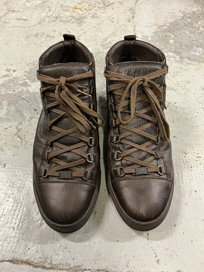 Balenciaga Arena Brown Grained Leather High Sneakers XkmoIBO 1