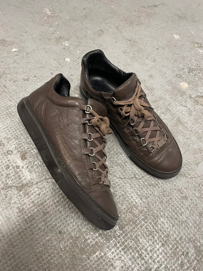 Balenciaga Arena Brown Leather Low Sneakers rWpHtLR 4