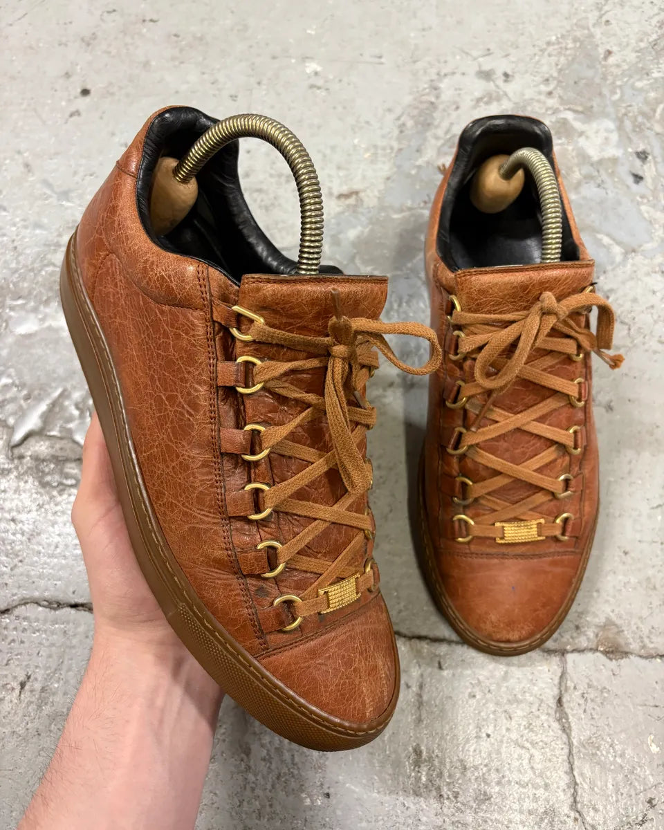 Balenciaga Arena Brown Low Leather Sneakers iTHLpzS 0