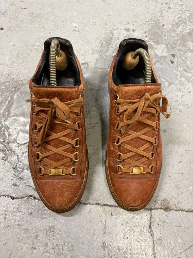Balenciaga Arena Brown Low Leather Sneakers iTHLpzS 1