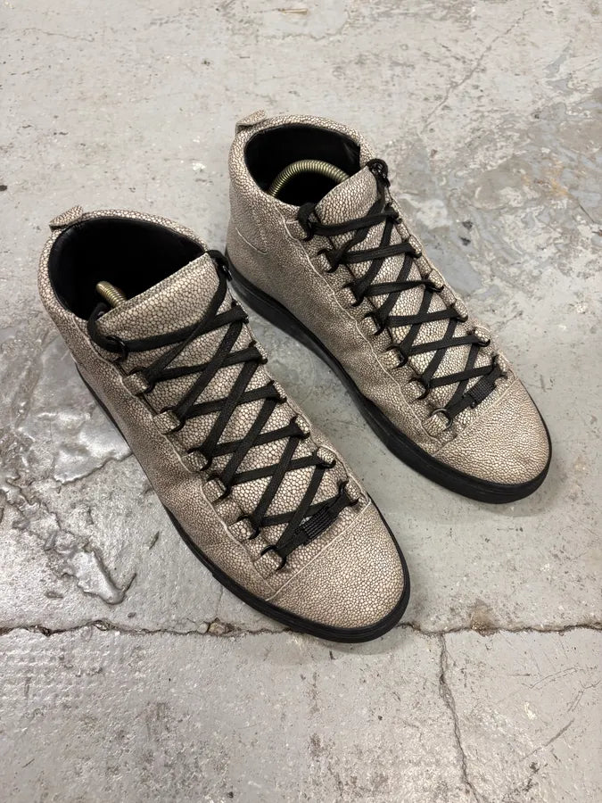 Balenciaga Arena Grained Silver Leather High Sneakers zuFrJjz 3