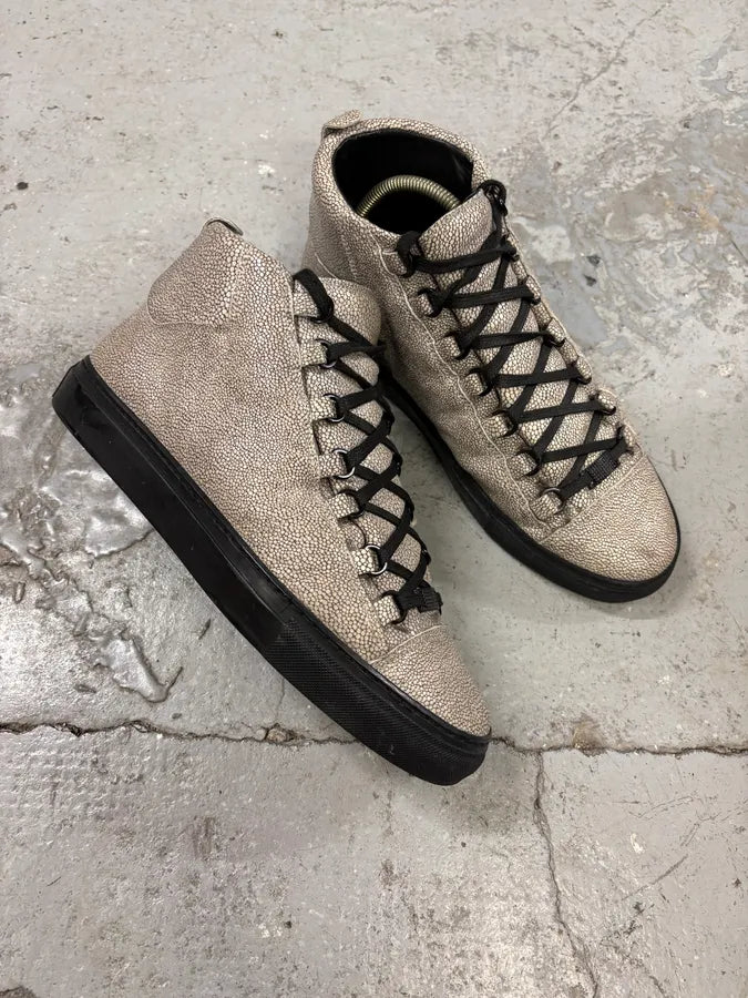 Balenciaga Arena Grained Silver Leather High Sneakers zuFrJjz 4