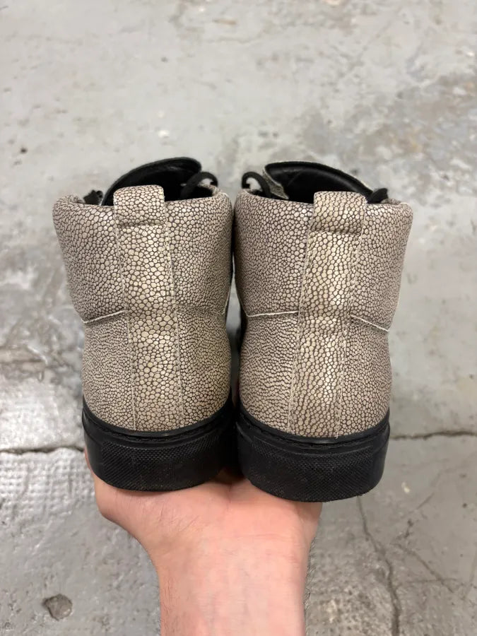 Balenciaga Arena Grained Silver Leather High Sneakers zuFrJjz 6