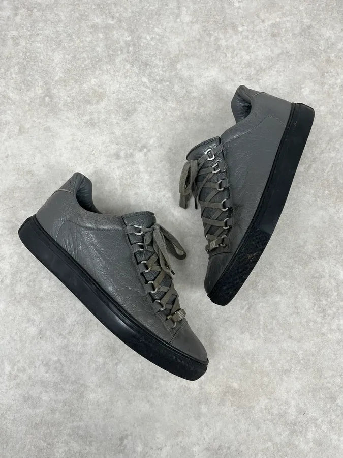 Balenciaga Arena Grey Low Leather Sneakers aPpstiB 2