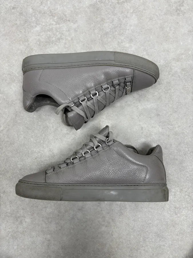 Balenciaga Arena Grey Low Leather Sneakers KfpvBln 2