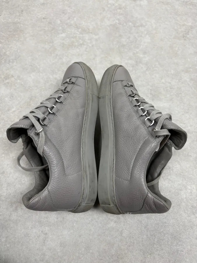 Balenciaga Arena Grey Low Leather Sneakers KfpvBln 4
