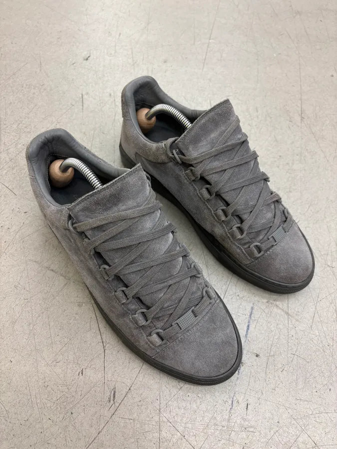 Balenciaga Arena Grey Suede Leather Low Sneakers SDVbYeY 3