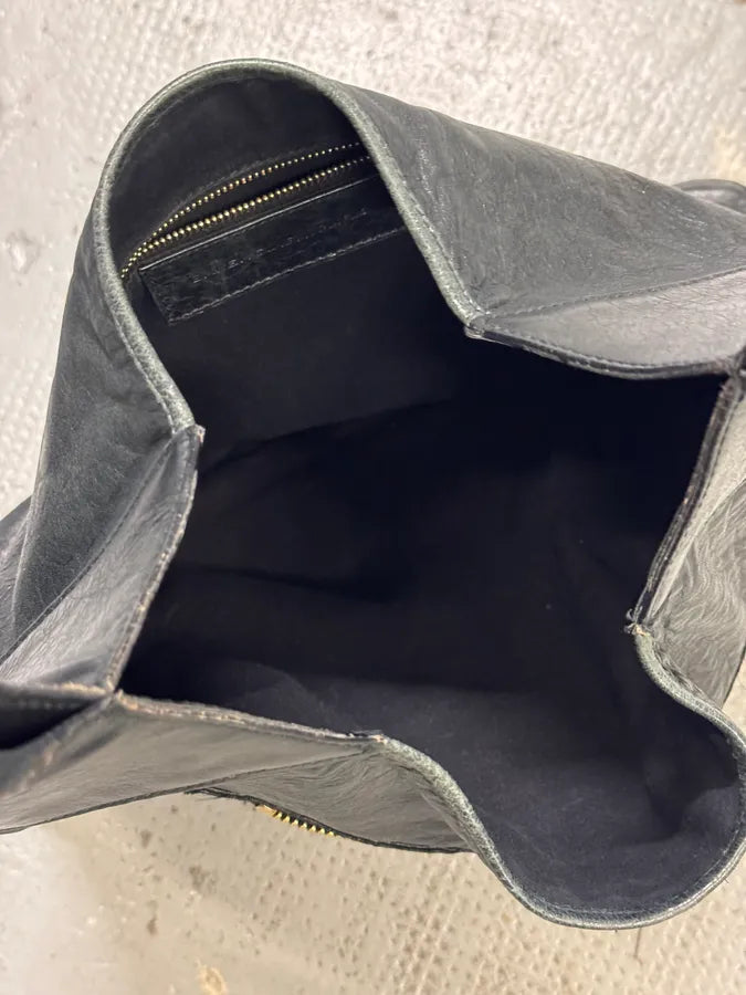 Balenciaga Black City Dark Green Leather Hobo Gold Hardware Bag tbKbfpz 8