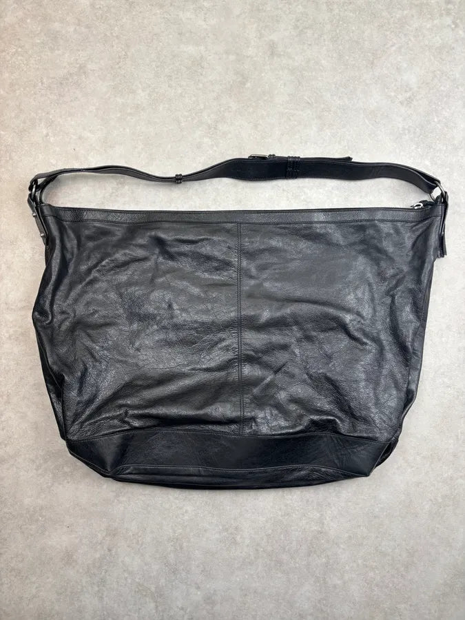 2010s Balenciaga Black Leather City Crossbody Bag CBRkFJW 10
