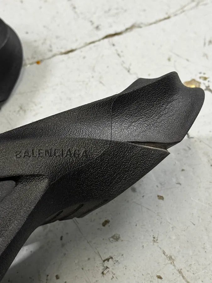 Balenciaga Black Mold Thong Sandals  WbWsgVd 5