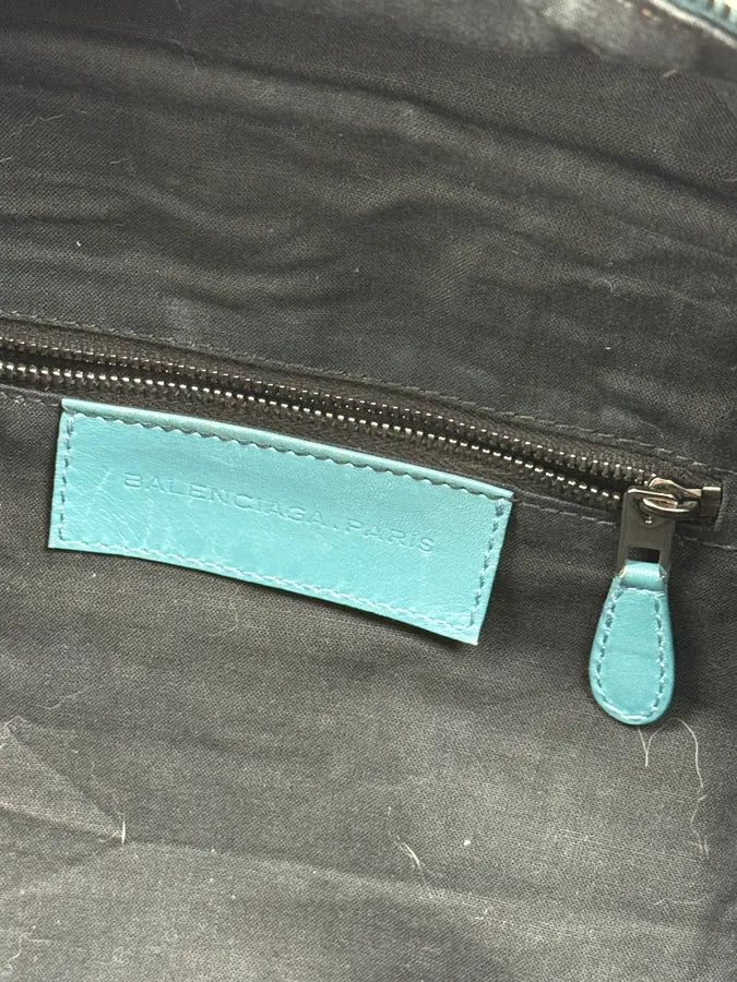 Balenciaga Blue Leather Perforated Hook Handle Bag GNdkIkz 14
