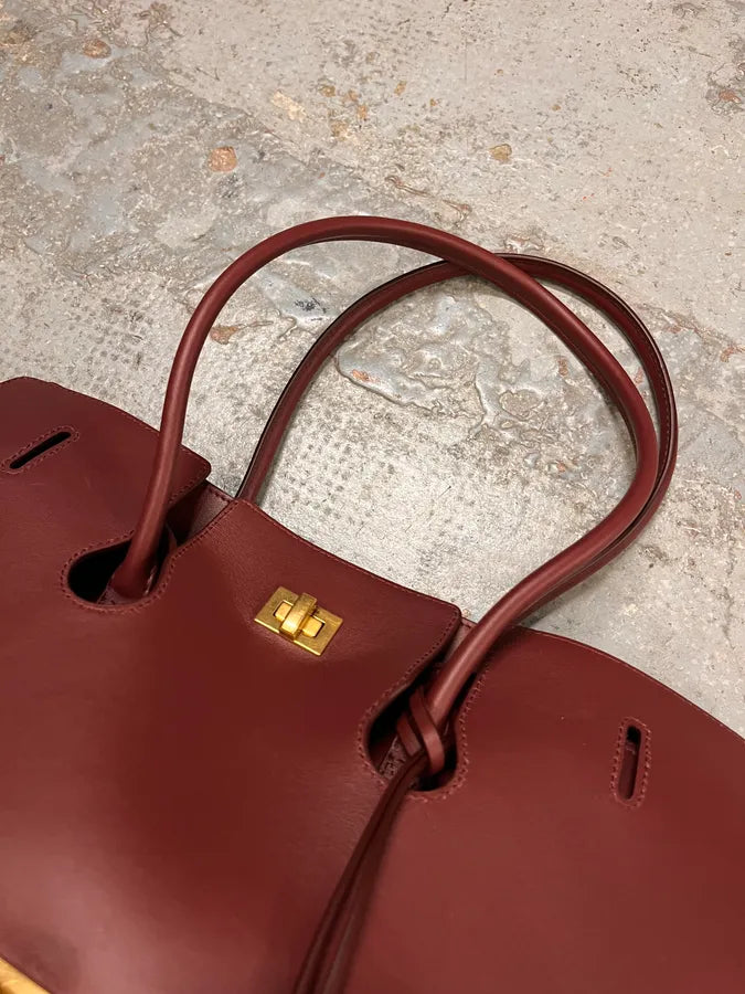 Balenciaga Bordeaux Leather Bell Air Handle Bag cNcgHHN 3
