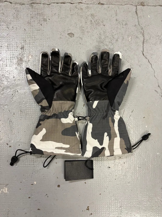 SS2025 Balenciaga Camo Pattern Ski Winter Gloves  sSliZkG 5