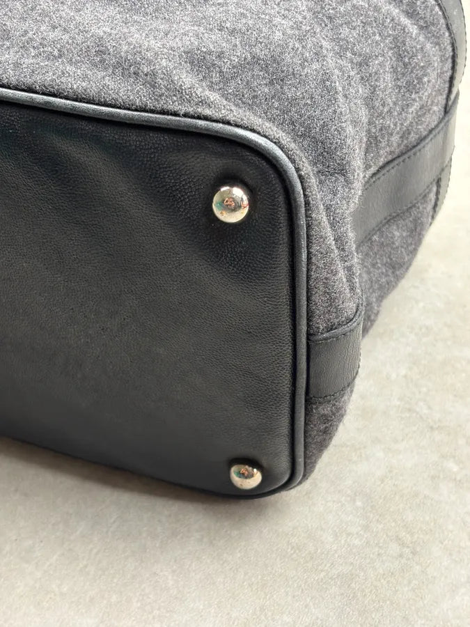 2000s Balenciaga Grey Wool Leather Multi-Pocket Handle Bag NKjfzEI 14