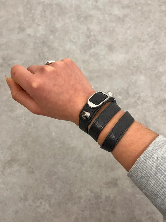 Balenciaga City Black Studded Leather Bracelet HitYHlj 0