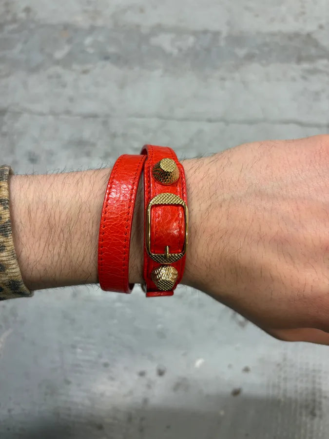 Balenciaga City Red Studded Leather Bracelet XvgwCVX 2