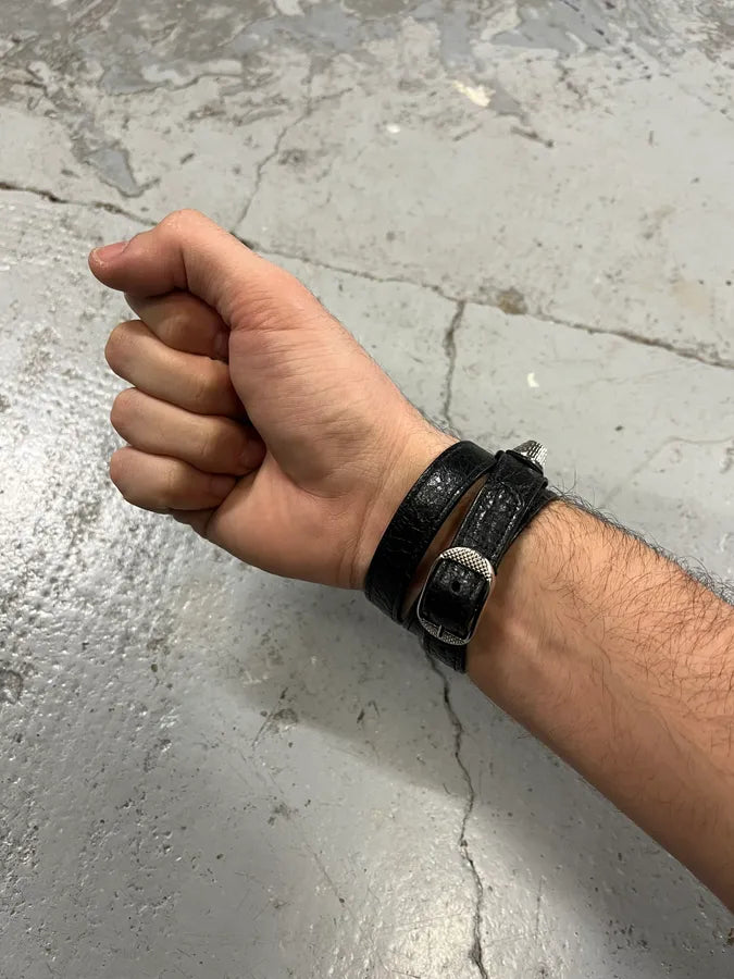 Balenciaga City Studded Black Leather Armband Bracelet YhsyeTn 1