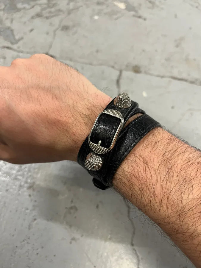 Balenciaga City Studded Black Leather Armband Bracelet YhsyeTn 2