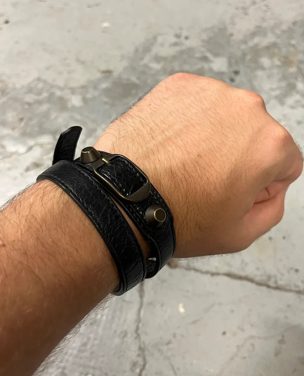 Balenciaga City Studded Black Leather Bracelet fQvBQlJ 0
