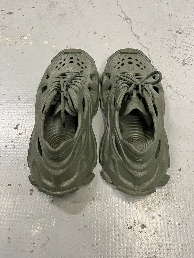 Balenciaga Foam Green Cut-Out Low Sneakers oJVIOWm 4