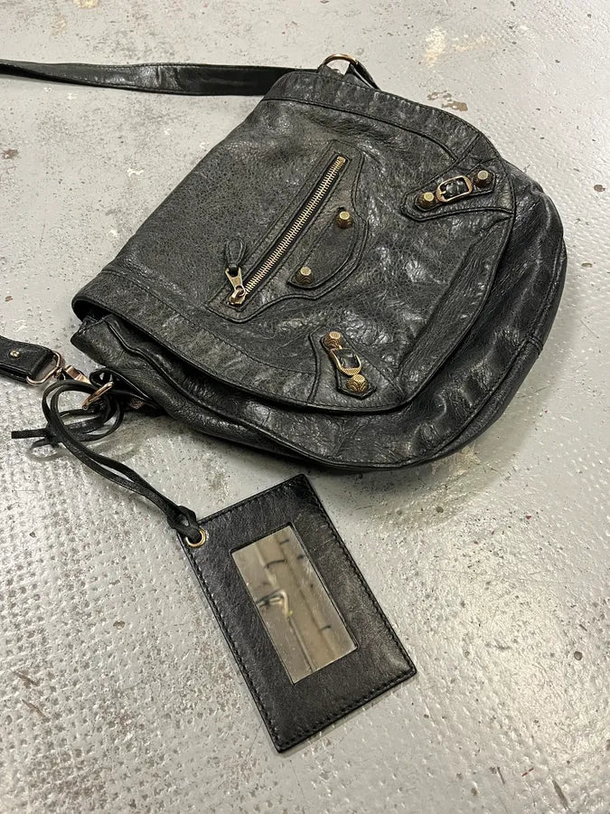 Balenciaga Gold Studded City Black Leather Shoulder Bag ZdrLmgm 9
