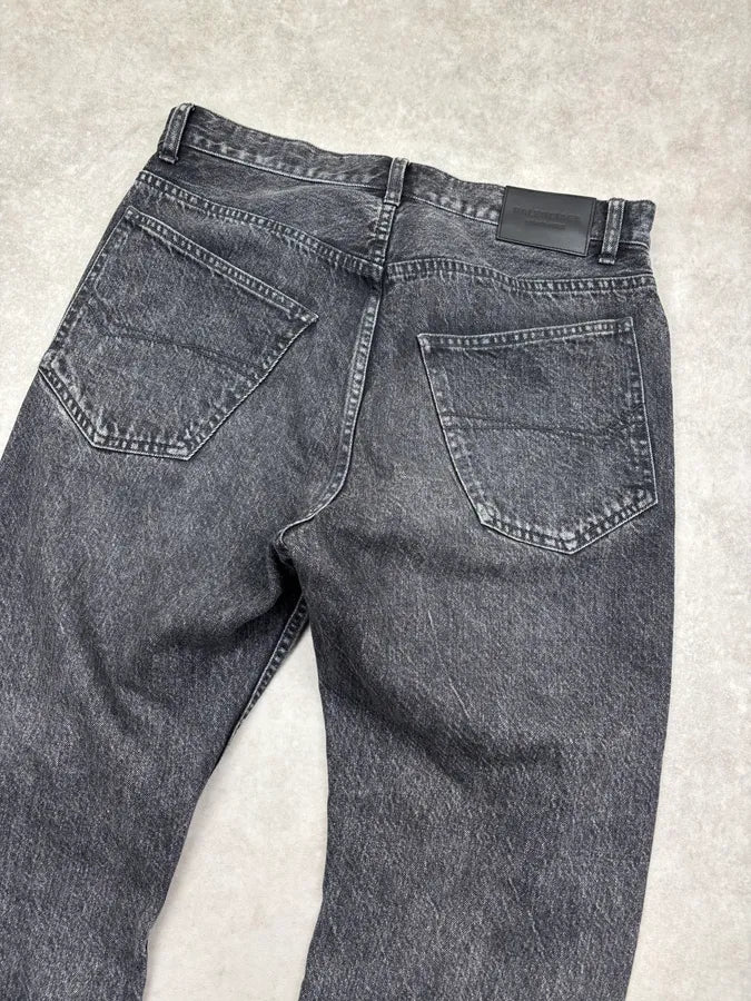 Balenciaga Grey Denim Straight Leg Jeans WnEUluy 6