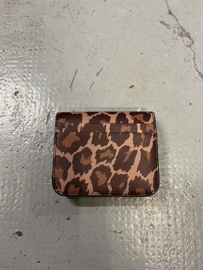 Balenciaga Leopard Print Leather Wallet CejMokN 2