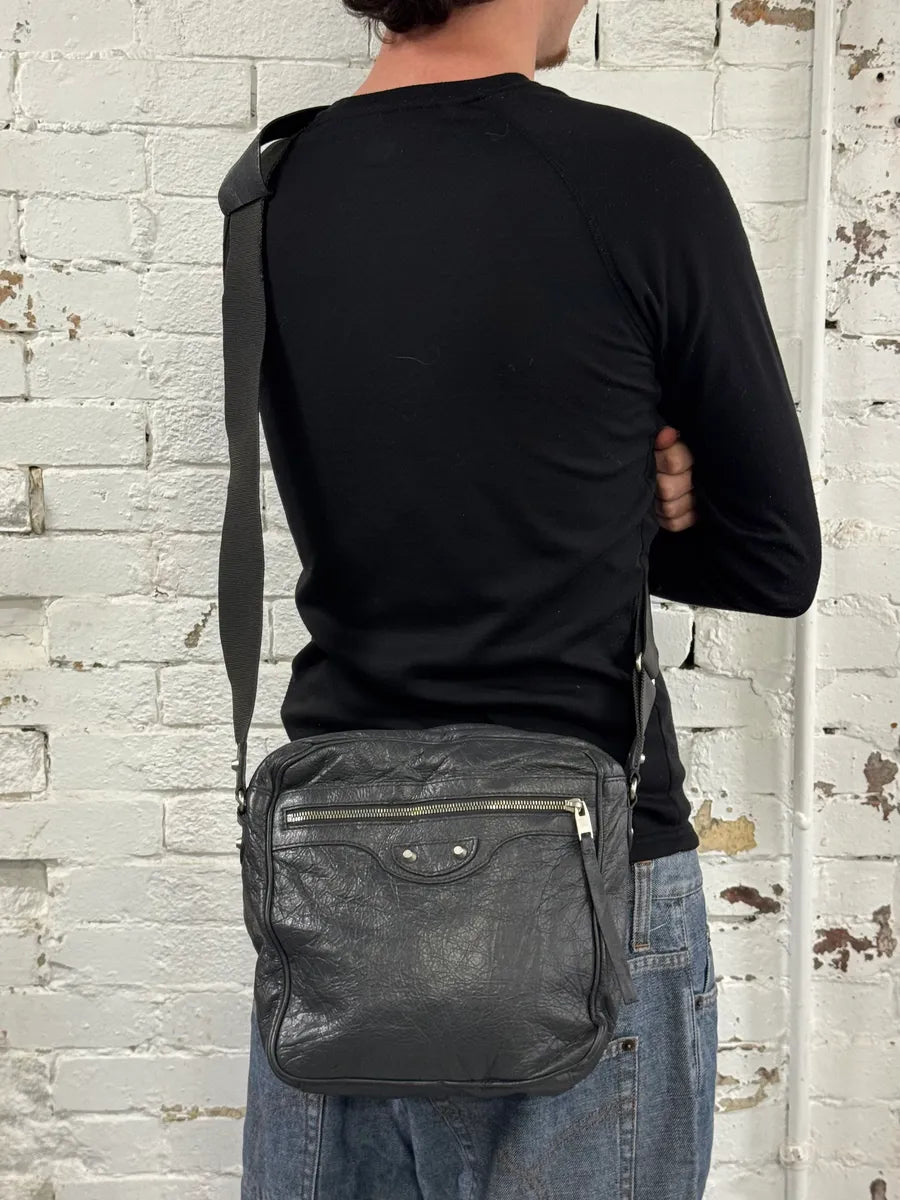 Balenciaga Moto Black Leather Crossbody Bag ZZvciio 2