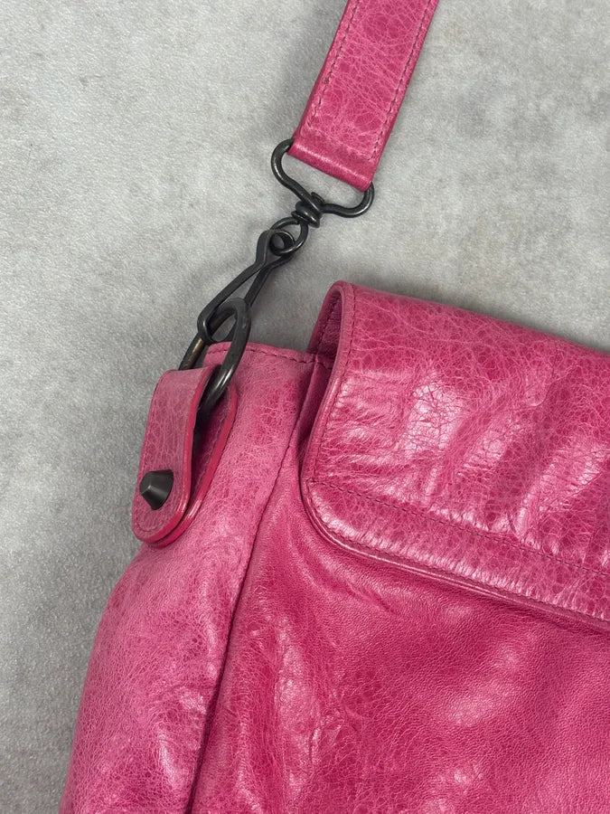 Balenciaga Moto City Messenger Studded Pink Bag pzvXRtx 13