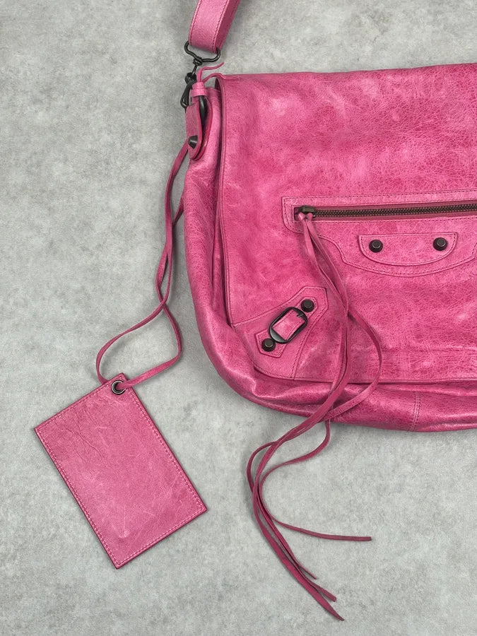 Balenciaga Moto City Messenger Studded Pink Bag pzvXRtx 4