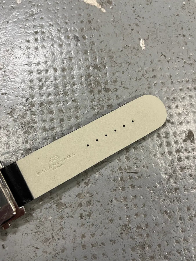 Balenciaga Paris Black Leather Minimalist Watch (OS) epgGGai 11
