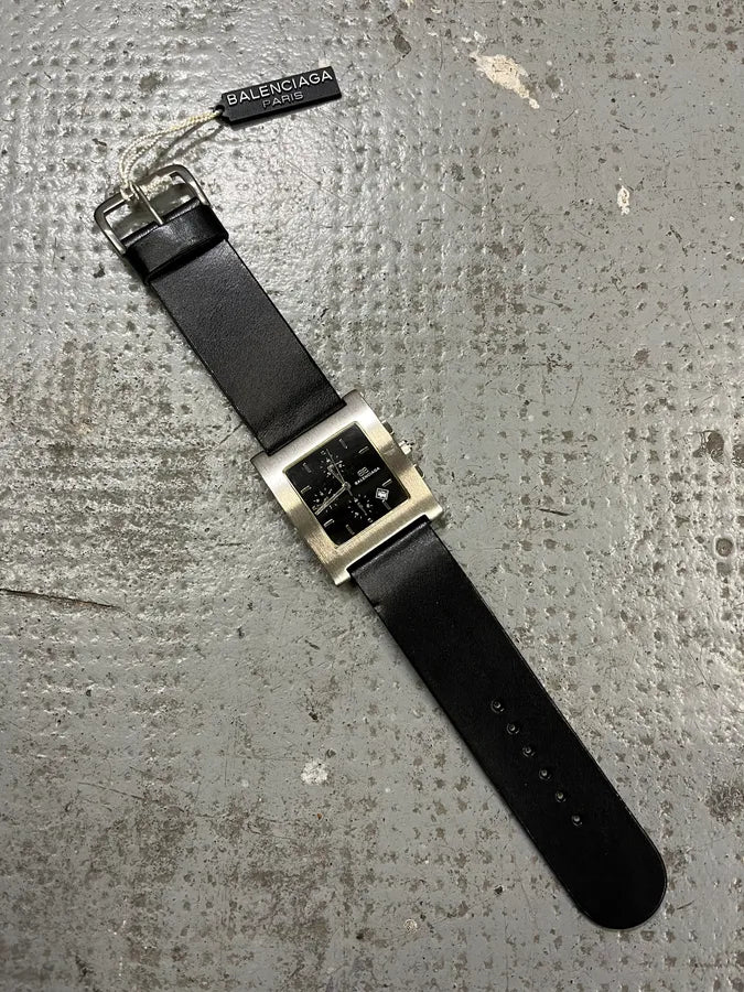 Balenciaga Paris Black Leather Minimalist Watch (OS) FAqvoxg 5
