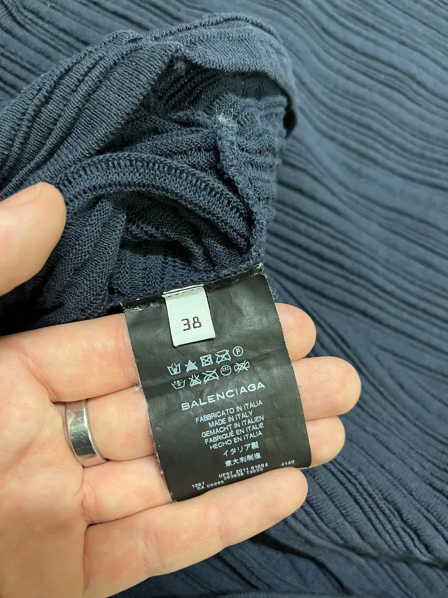 SS2011 Balenciaga Plissed Navy V Top (S) 4