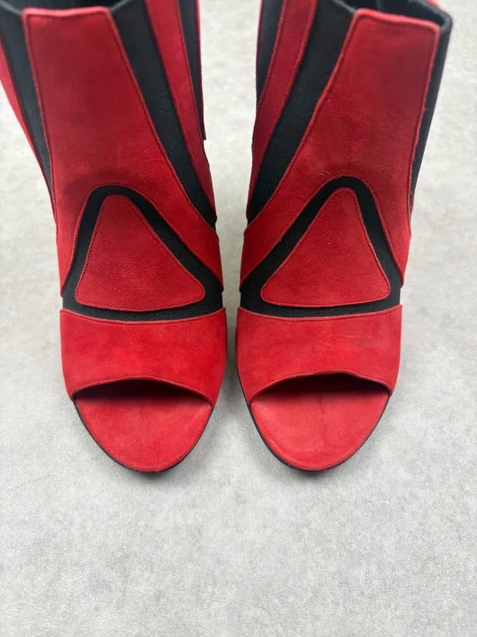 Balenciaga Red Suede Contrast Heels dVsPutv 2
