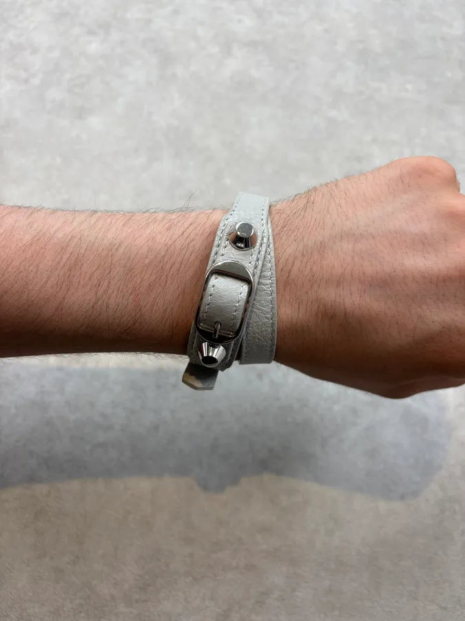 Balenciaga White City Studded Leather Bracelet EmTrXec 2