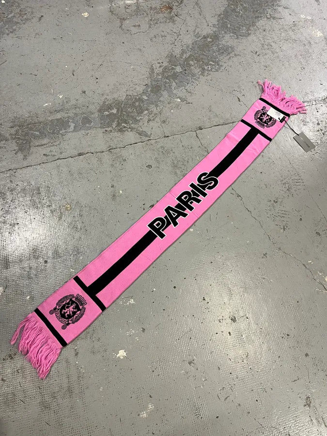 Balenciaga Wool Soccer Pink Scarf SAiwauV 5