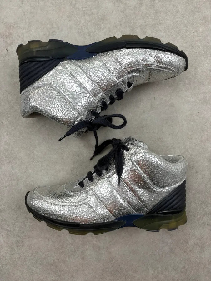 Chanel Silver Grey Runners Sneakers LzqagVn 3