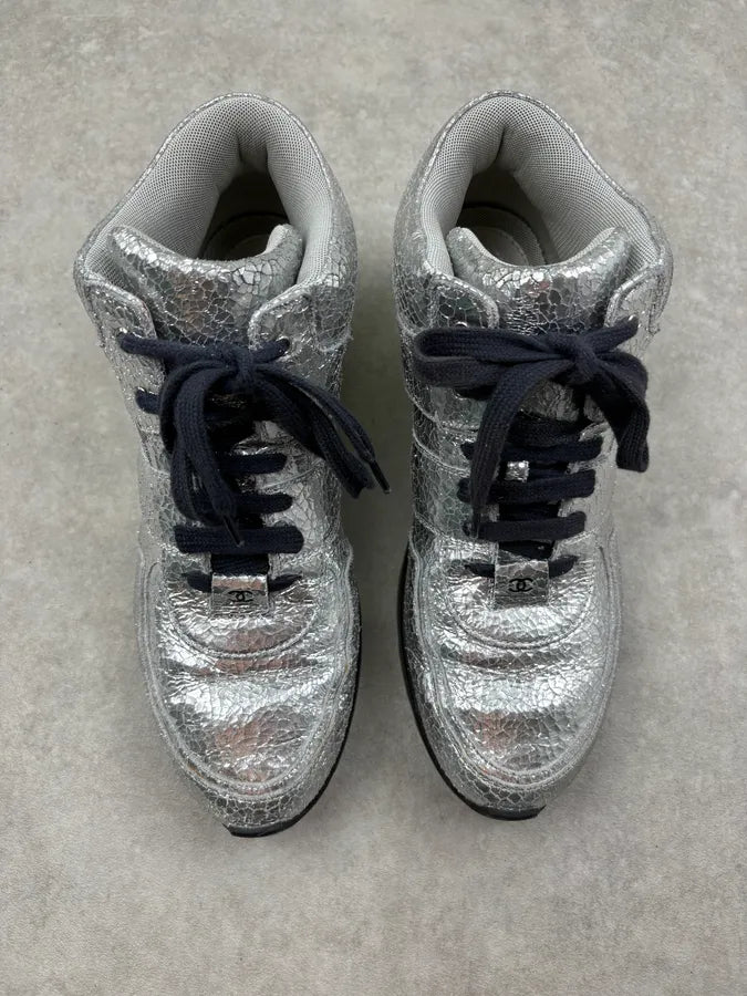 Chanel Silver Grey Runners Sneakers LzqagVn 1