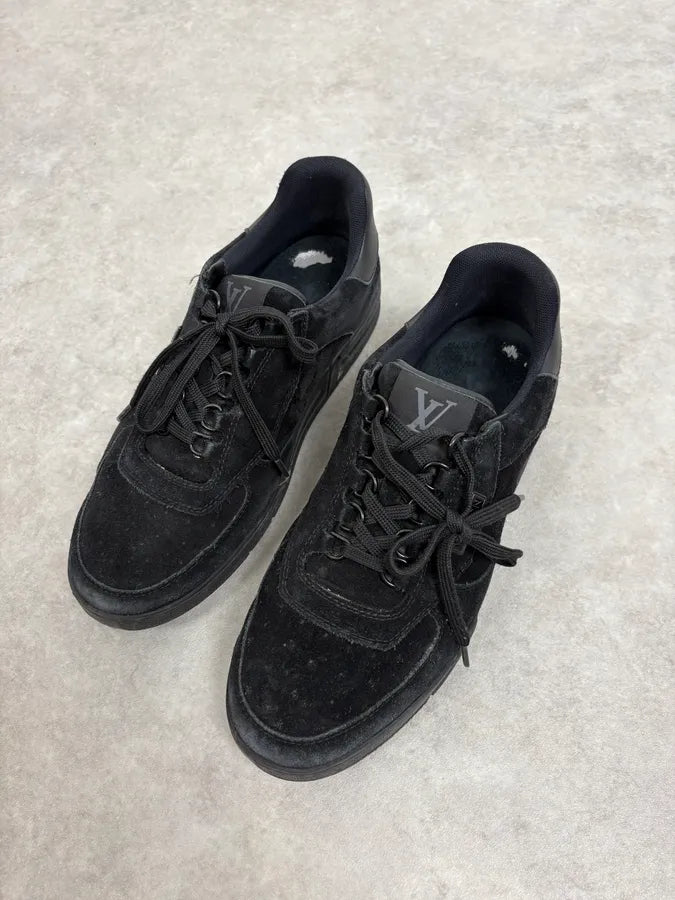 Louis Vuitton Black Suede Low-Top Sneakers kxpfBoq 2