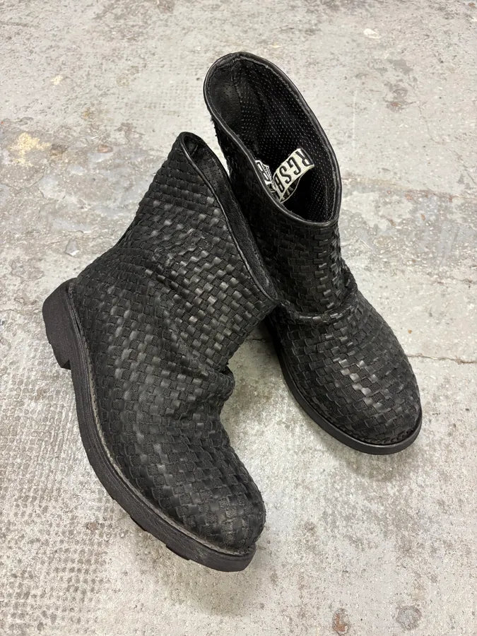 Bikkembergs Black Woven Embossed Leather Boots hAPCHek 4