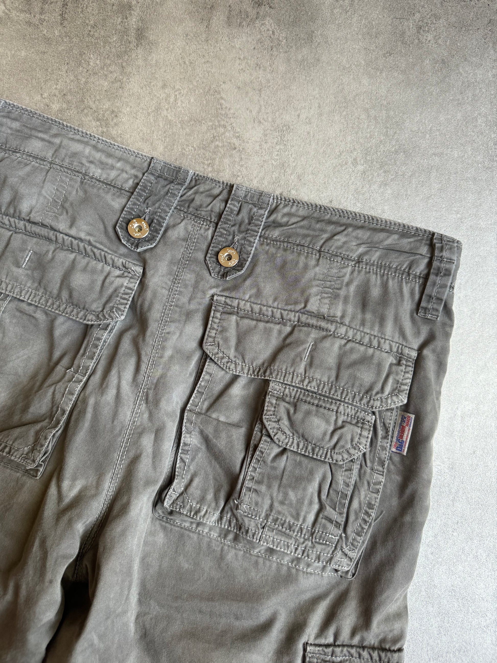 AW2006 Dolce & Gabbana Grey Brut Cargo Utility Shorts (M) - 5