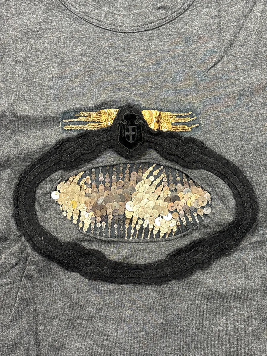 2010s Prada Grey Sequin Crest Embellished T-Shirt blcjfLJW 3