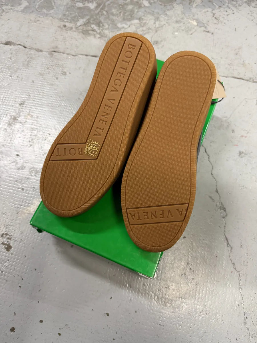 Bottega Veneta Black Leather Rubber Gum Sole Loafers  PFhVemz 8