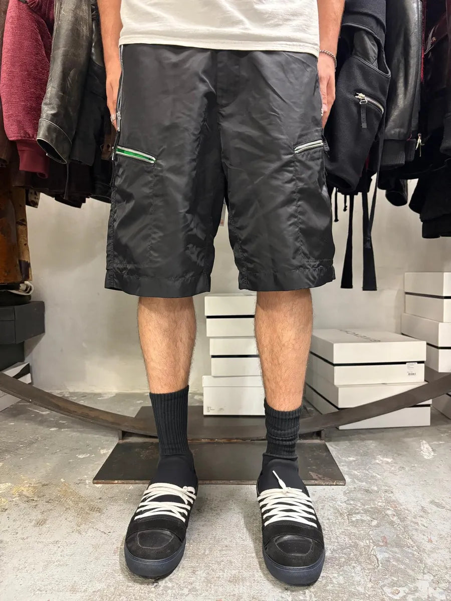 Bottega Veneta Black Nylon Multi Zips Cargo Shorts gyEzexE 1