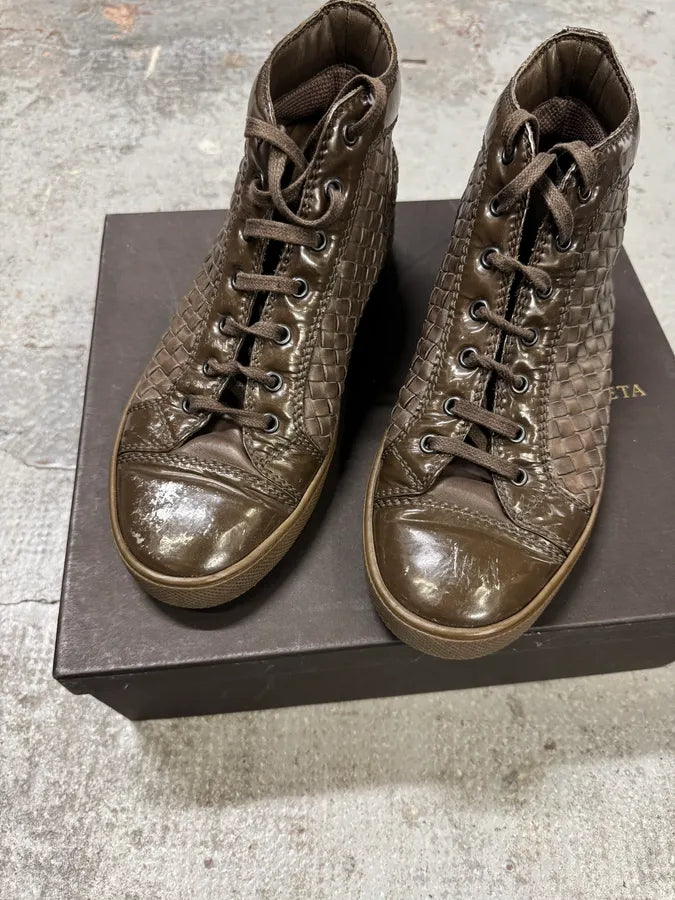 Bottega Veneta Intrecciato Woven Shiny Brown Leather High Sneakers TbmQLmG 2