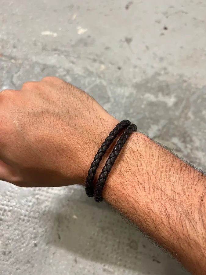 Bottega Veneta Obscure Leather Armband Bracelet (OS) eXwCVJf 2
